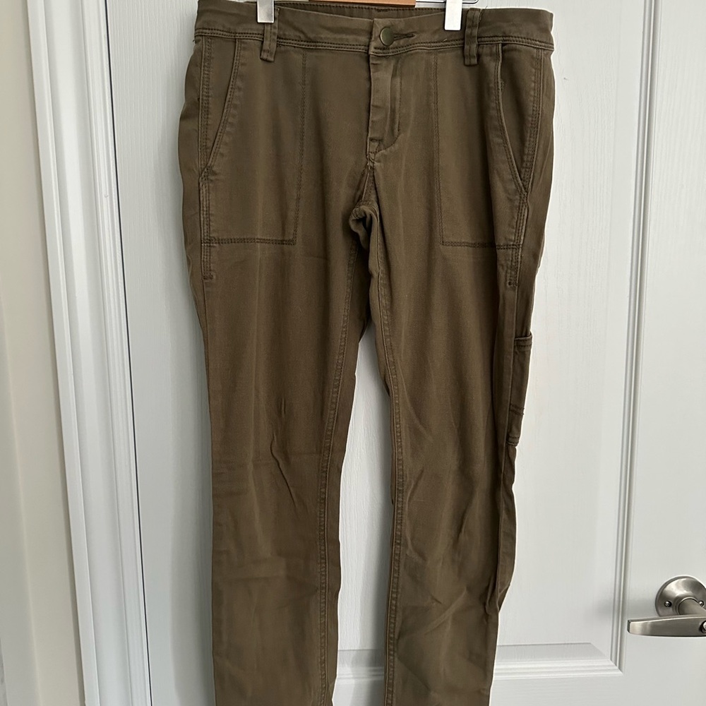 Women’s Olive Green Fitted Pants